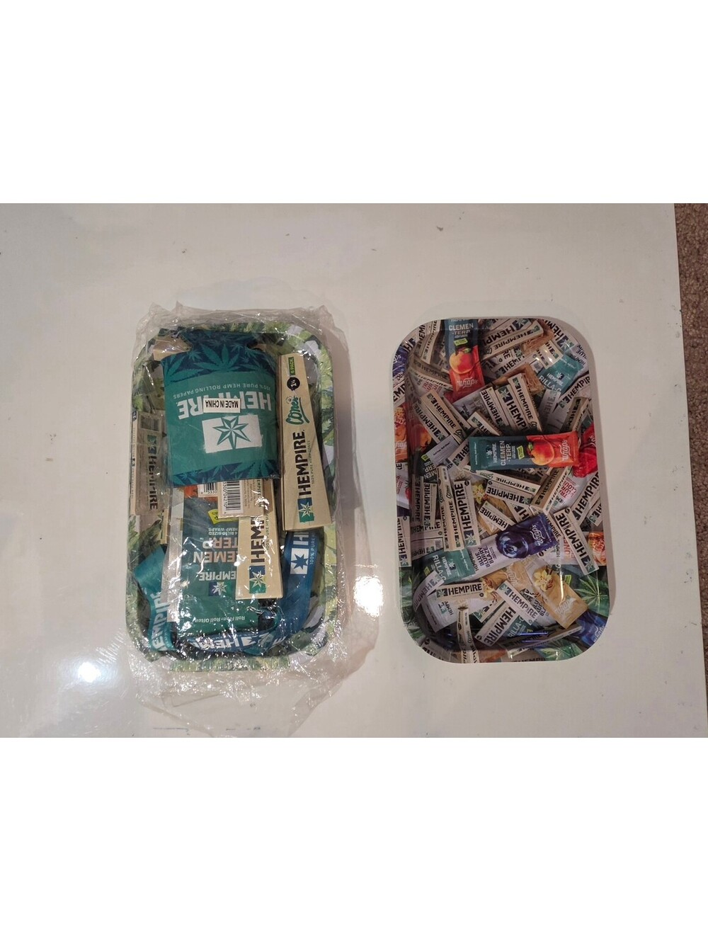 HEMPIRE Graphic Metal Rolling Tray Set of 2